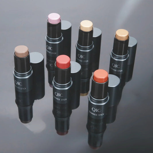 Blush Stick Cremoso: Color y brillo en un solo toque
